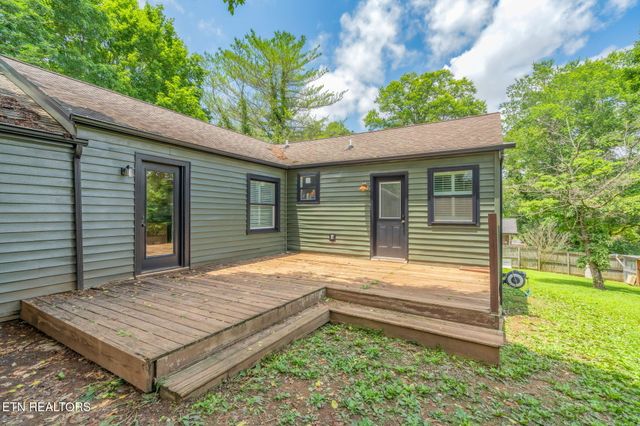 200 Easton Rd, Kingston, TN 37763