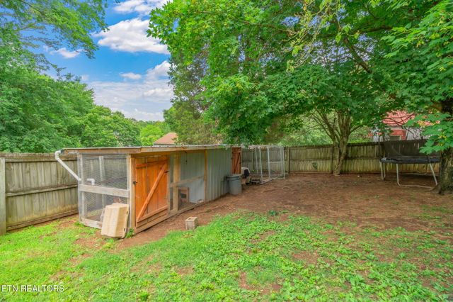 200 Easton Rd, Kingston, TN 37763