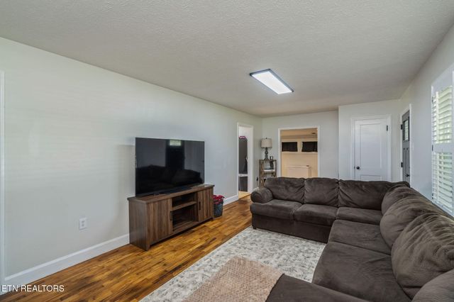 200 Easton Rd, Kingston, TN 37763