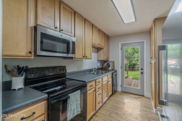 200 Easton Rd, Kingston, TN 37763