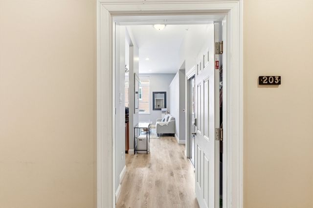 30 Broad St 203, Marlborough, MA 01752