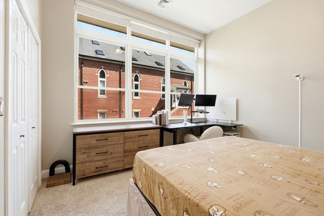 30 Broad St 203, Marlborough, MA 01752