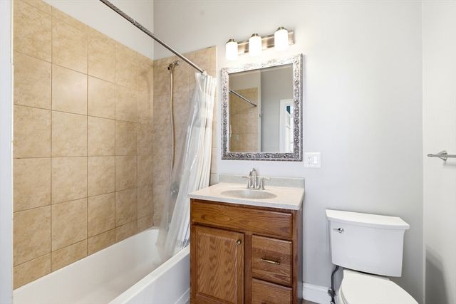 30 Broad St 203, Marlborough, MA 01752