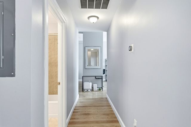 30 Broad St 203, Marlborough, MA 01752