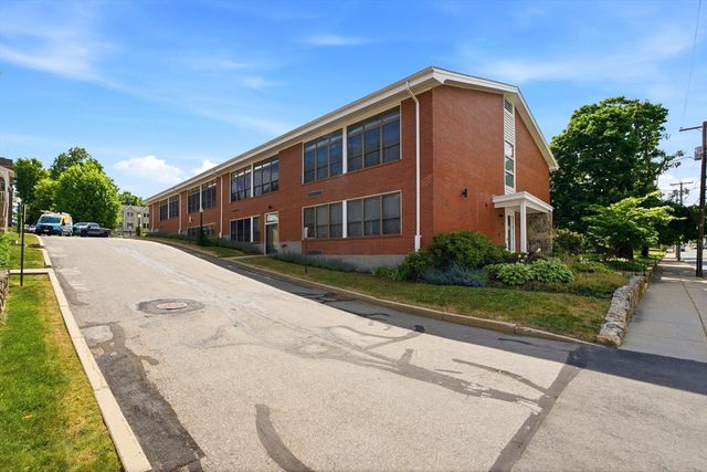 30 Broad St 203, Marlborough, MA 01752