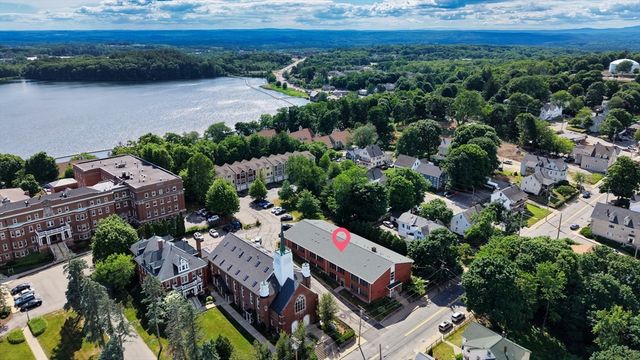 30 Broad St 203, Marlborough, MA 01752