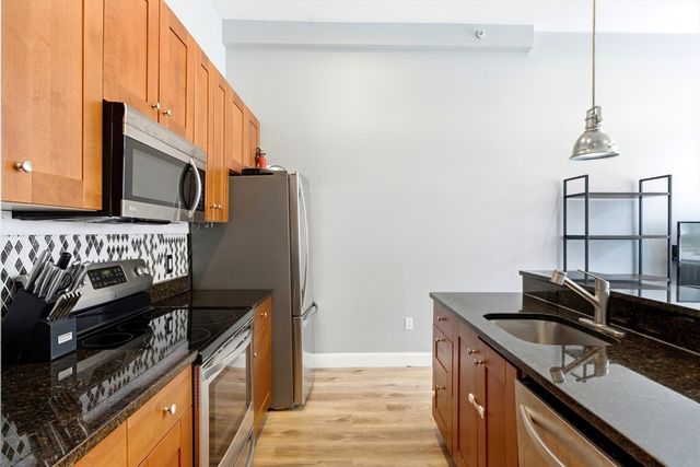 30 Broad St 203, Marlborough, MA 01752