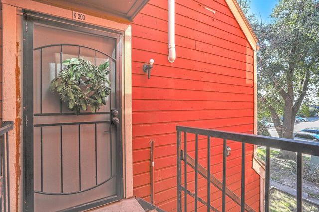 9821 Walnut Street K203, Dallas, TX 75243