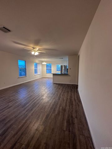 9114 Granberry Pass, Universal City, TX 78148