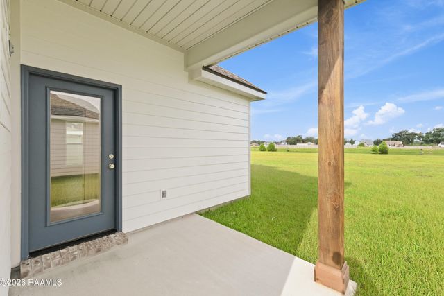 108 Blushing Groom Drive, Carencro, LA 70520