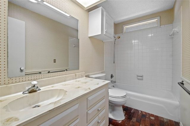 18 Worstead Lane, Bella Vista, AR 72715