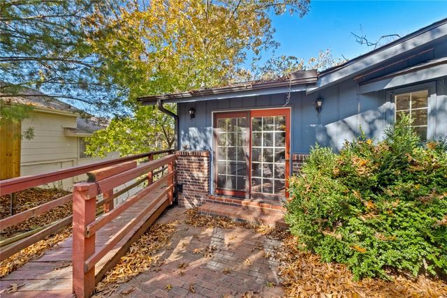 18 Worstead Lane, Bella Vista, AR 72715