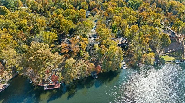 18 Worstead Lane, Bella Vista, AR 72715