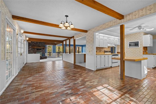 18 Worstead Lane, Bella Vista, AR 72715