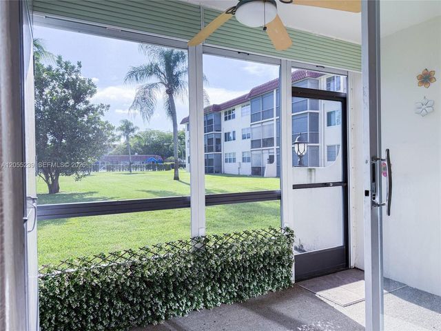 9420 S Hollybrook Lake Drive 108, Pembroke Pines, FL 33025
