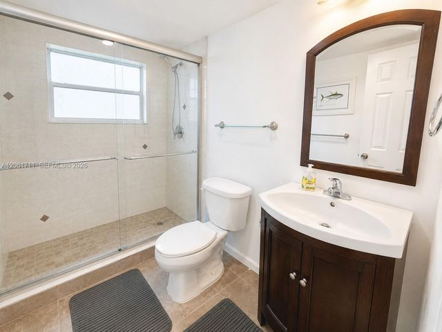 9420 Poinciana Pl 417, Davie, FL 33324