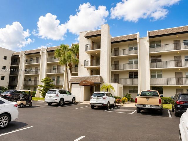 9420 Poinciana Pl 417, Davie, FL 33324