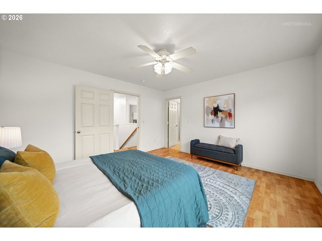 910 Ne 4TH Ave, Hillsboro, OR 97124