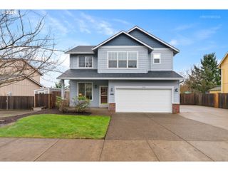 910 Ne 4TH Ave, Hillsboro, OR 97124