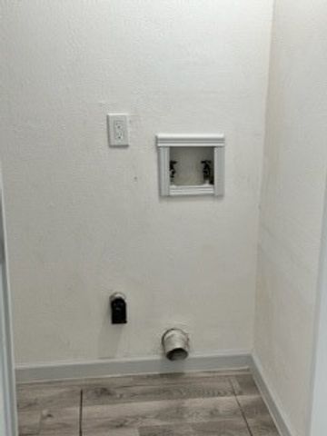 926 S WEATHERRED Drive 11B, Richardson, TX 75080