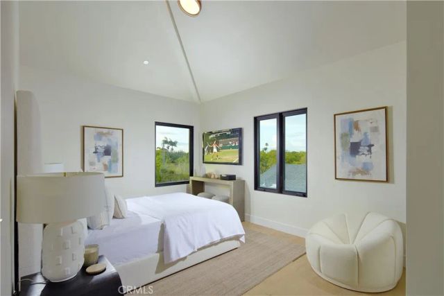 1312 Dover Drive, Newport Beach, CA 92660