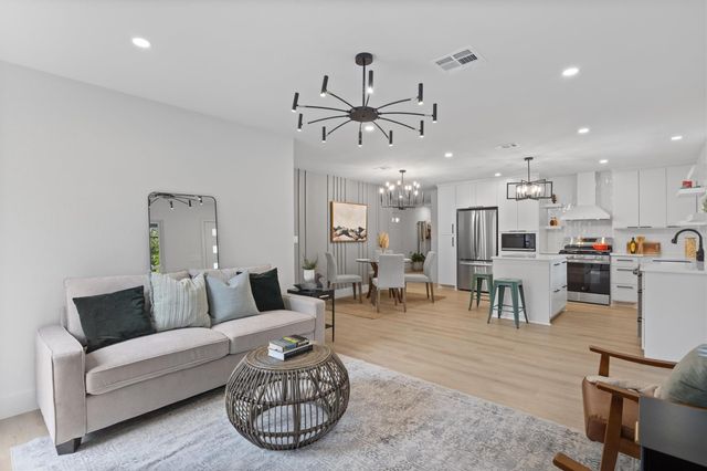 903 Cardiff DR, Austin, TX 78745