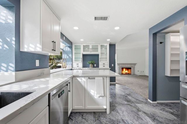 13906 Royal Dornoch Sq, San Diego, CA 92128