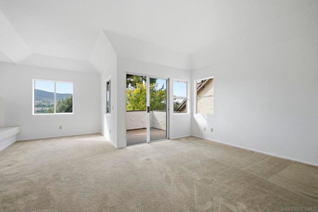 13906 Royal Dornoch Sq, San Diego, CA 92128