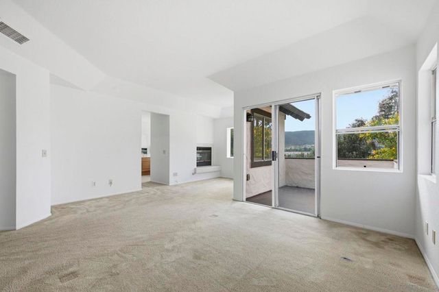 13906 Royal Dornoch Sq, San Diego, CA 92128