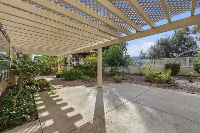 13906 Royal Dornoch Sq, San Diego, CA 92128