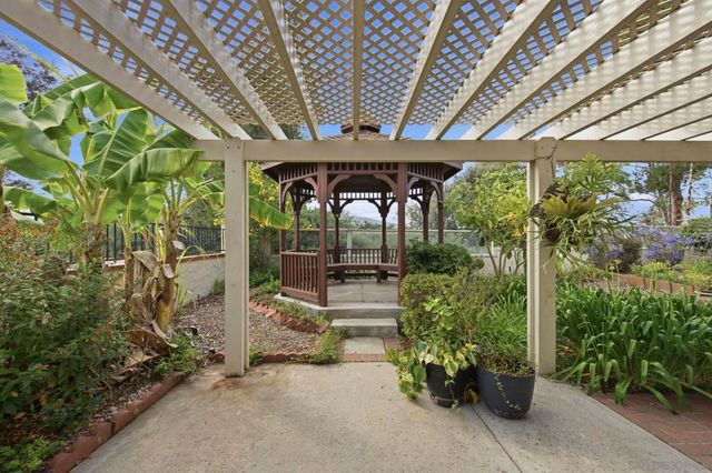 13906 Royal Dornoch Sq, San Diego, CA 92128