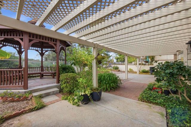 13906 Royal Dornoch Sq, San Diego, CA 92128
