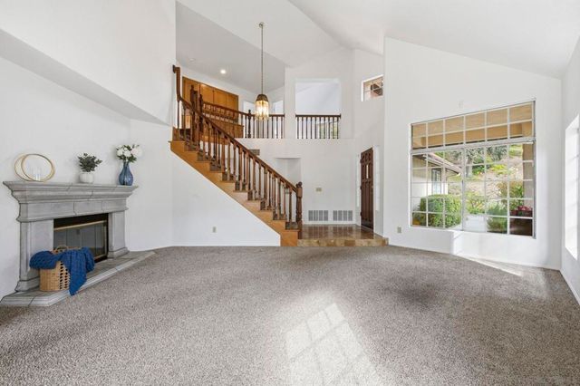 13906 Royal Dornoch Sq, San Diego, CA 92128