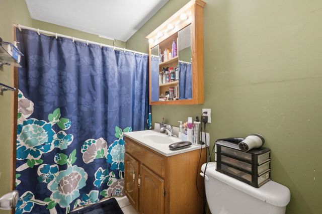 923 N Belmont Ave, Wichita, KS 67208