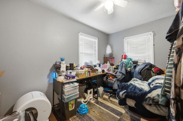 923 N Belmont Ave, Wichita, KS 67208