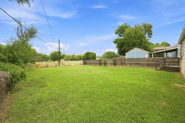 923 N Belmont Ave, Wichita, KS 67208