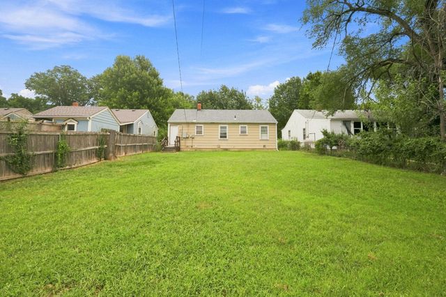 923 N Belmont Ave, Wichita, KS 67208
