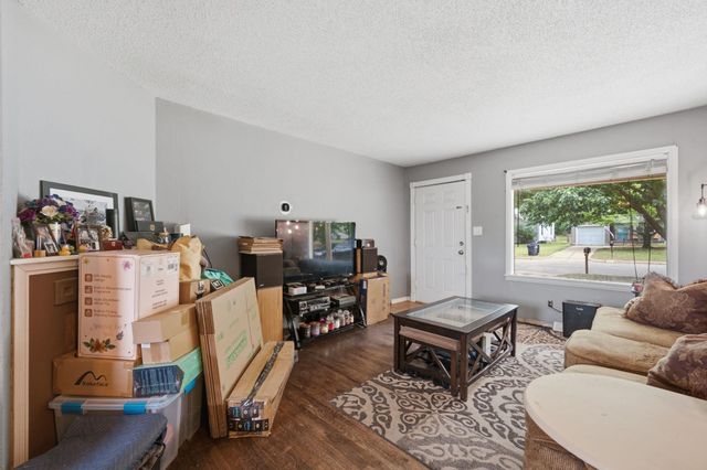 923 N Belmont Ave, Wichita, KS 67208