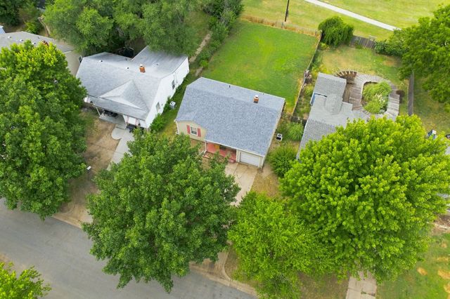 923 N Belmont Ave, Wichita, KS 67208