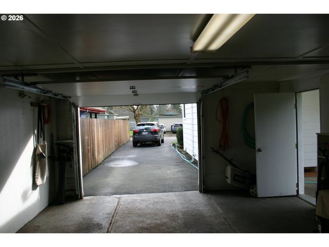 13107 Se 21ST Ave, Milwaukie, OR 97222