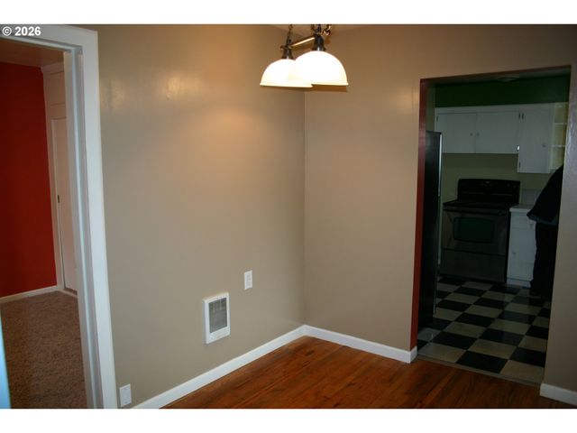 13107 Se 21ST Ave, Milwaukie, OR 97222