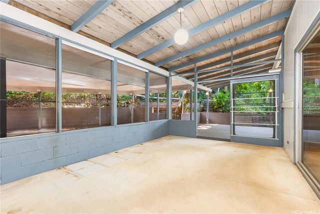 99-941 Hulumanu Street, Aiea, HI 96701
