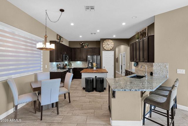 7965 W ROBIN Lane, Peoria, AZ 85383