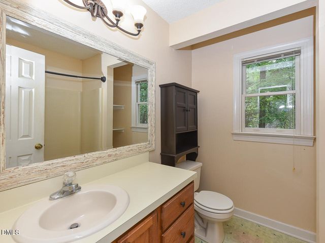 439 Shawnee Drive, Louisburg, NC 27549