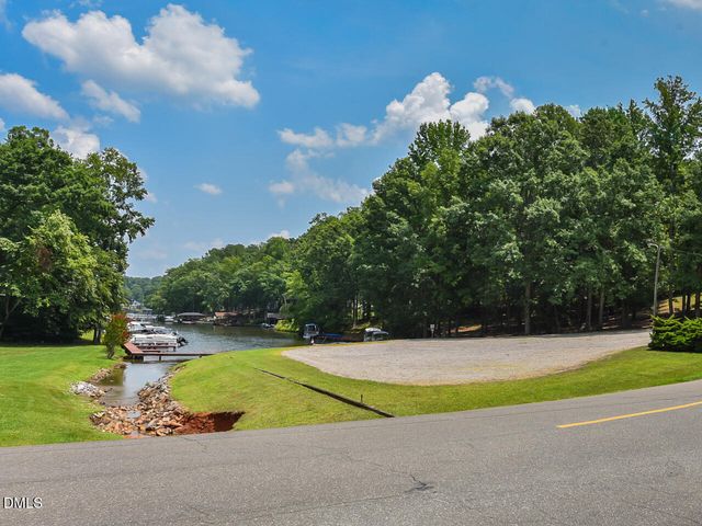 439 Shawnee Drive, Louisburg, NC 27549