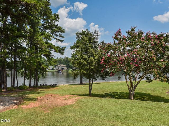 439 Shawnee Drive, Louisburg, NC 27549
