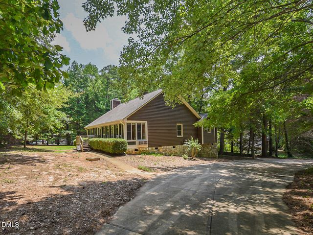 439 Shawnee Drive, Louisburg, NC 27549