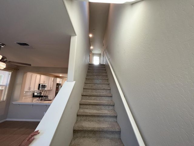224 Arbor Drive S, Madera, CA 93636