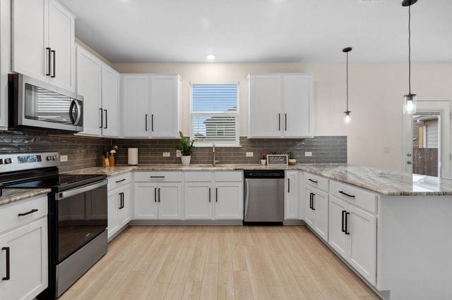 6509 Wagon Spring ST, Del Valle, TX 78617