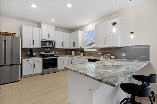 6509 Wagon Spring ST, Del Valle, TX 78617